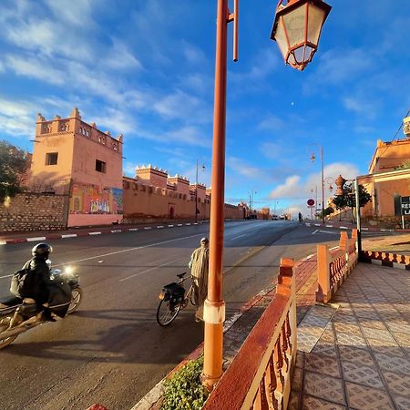 Hotel Restaurant La Kasbah 티네히르 외부 사진