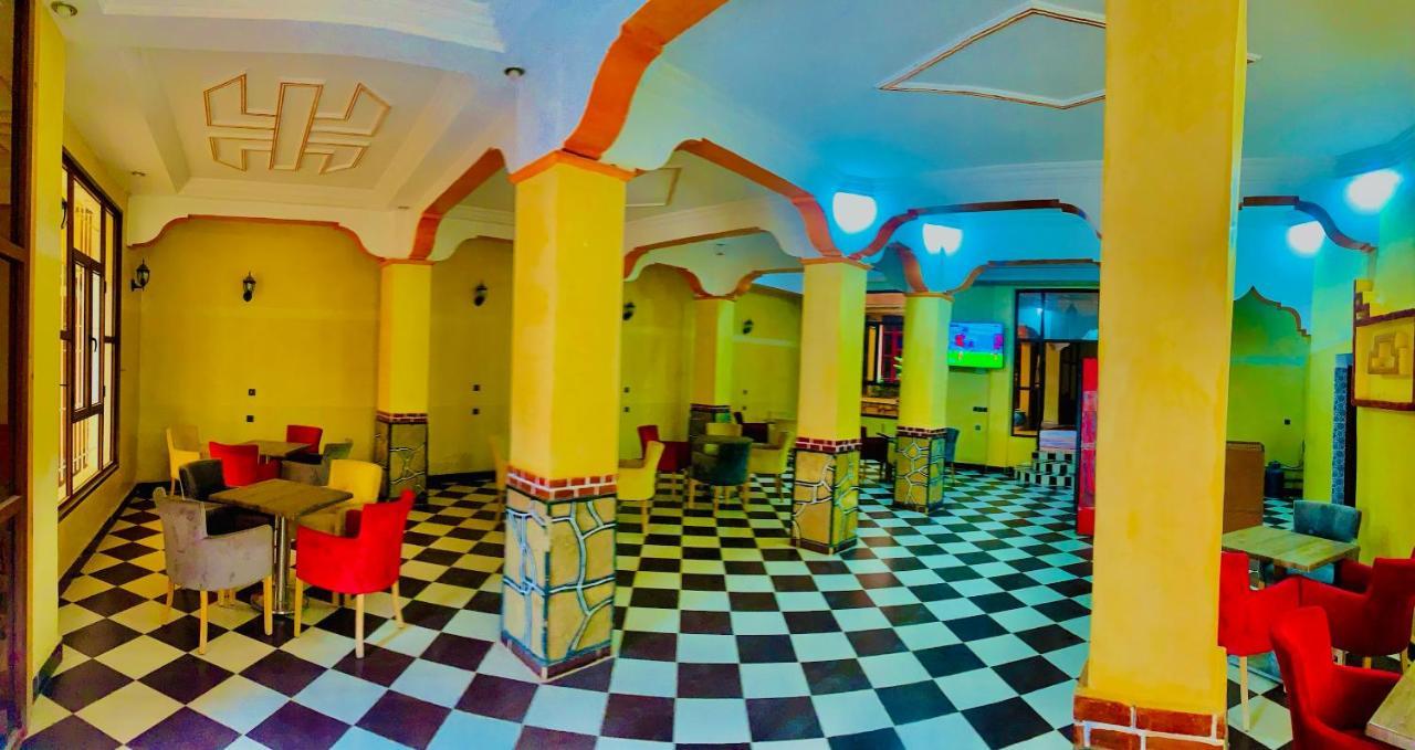 Hotel Restaurant La Kasbah 티네히르 외부 사진