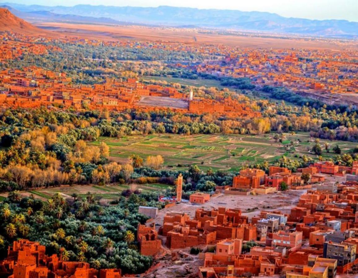 Hotel Restaurant La Kasbah 티네히르 외부 사진